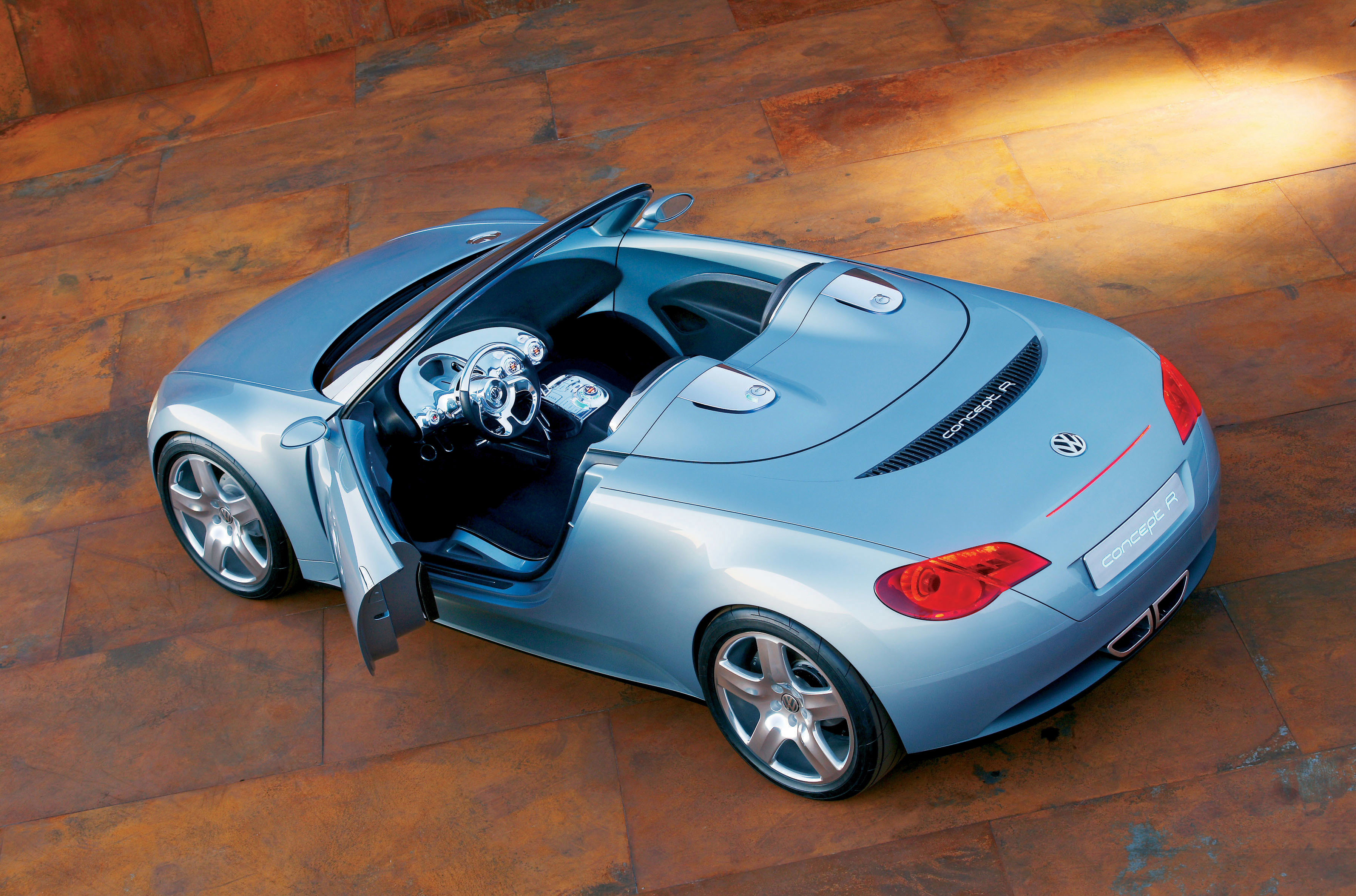 AUTO&TÉCNICA FILES #91 – VW Concept R 2003