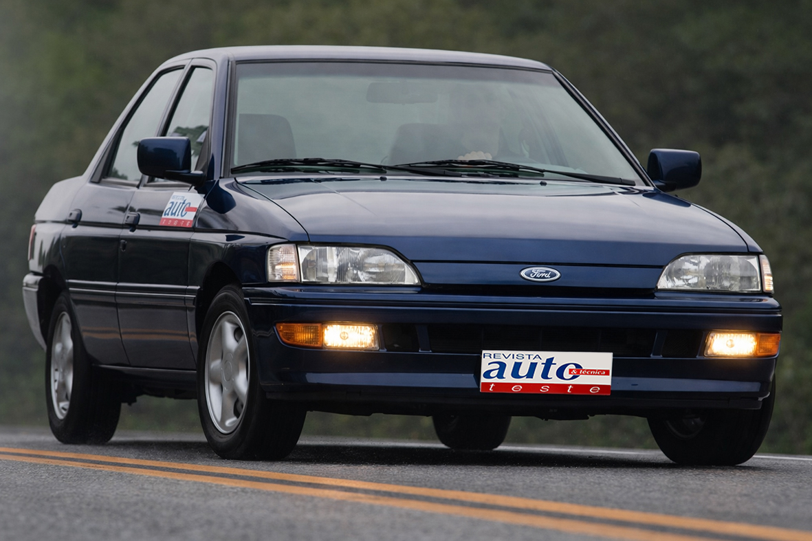 AUTO&TÉCNICA FILES #104 – Ford Verona 2.0I S 1995