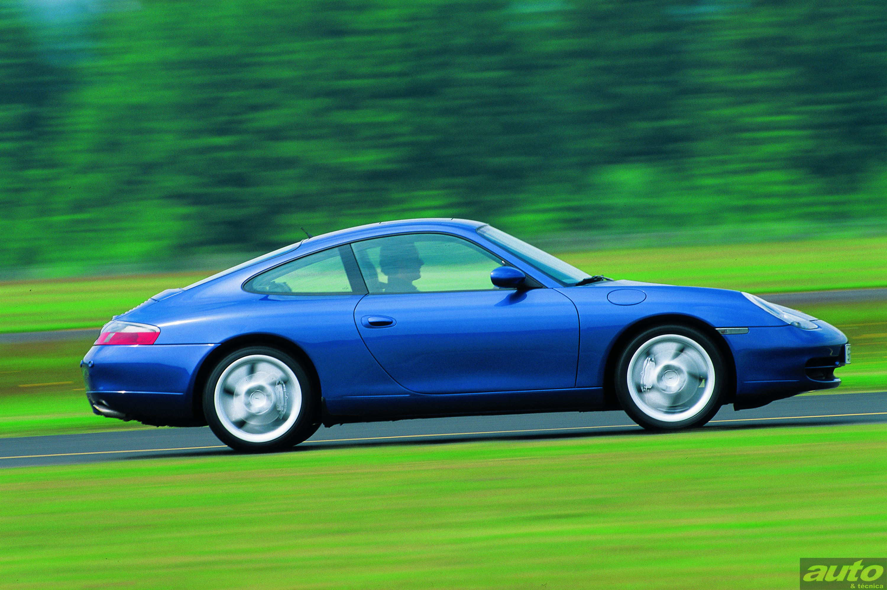 AUTO&TÉCNICA FILES #121 – 1997: 996, o Porsche “a água”