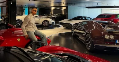 Cristiano Ronaldo mostra sua garagem